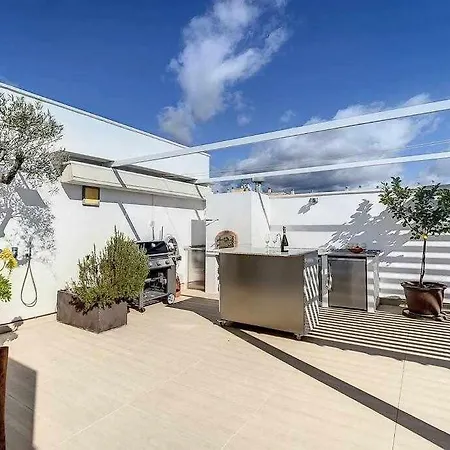 아파트 Penthouse Walking Distance Beach San Pedro Alcantara *